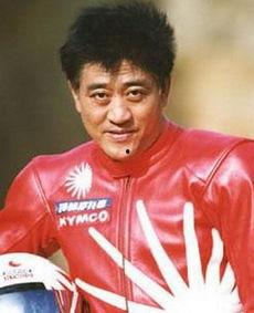 宪哥爆料柯受良视频,柯受良珍贵视频曝光,传奇人生瞬间回顾 第1张 宪哥爆料柯受良视频,柯受良珍贵视频曝光,传奇人生瞬间回顾 第1张